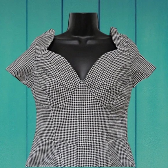 NWT's UNIQUE VINTAGE Rockabilly / Pin-up Houndstooth Dress - Picture 2 of 8